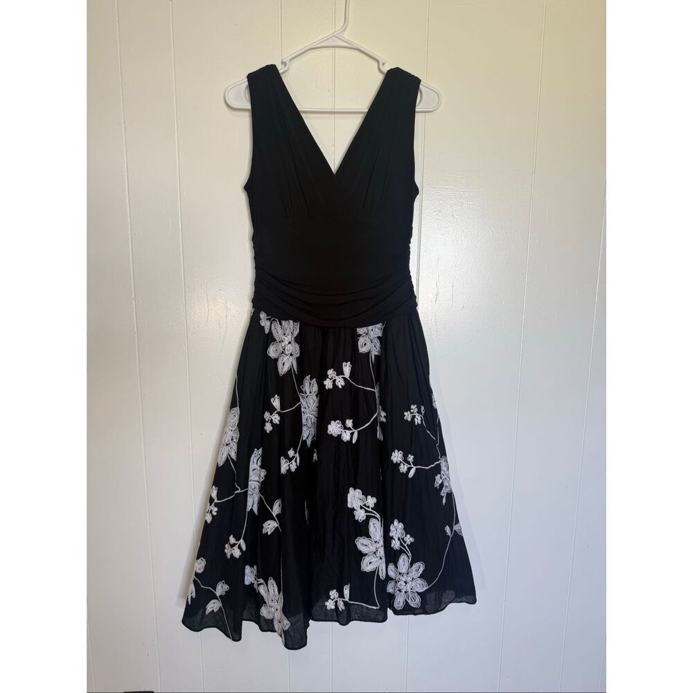 Y2K S.L. Fashions floral embroidered ruched cocktail dress 12p